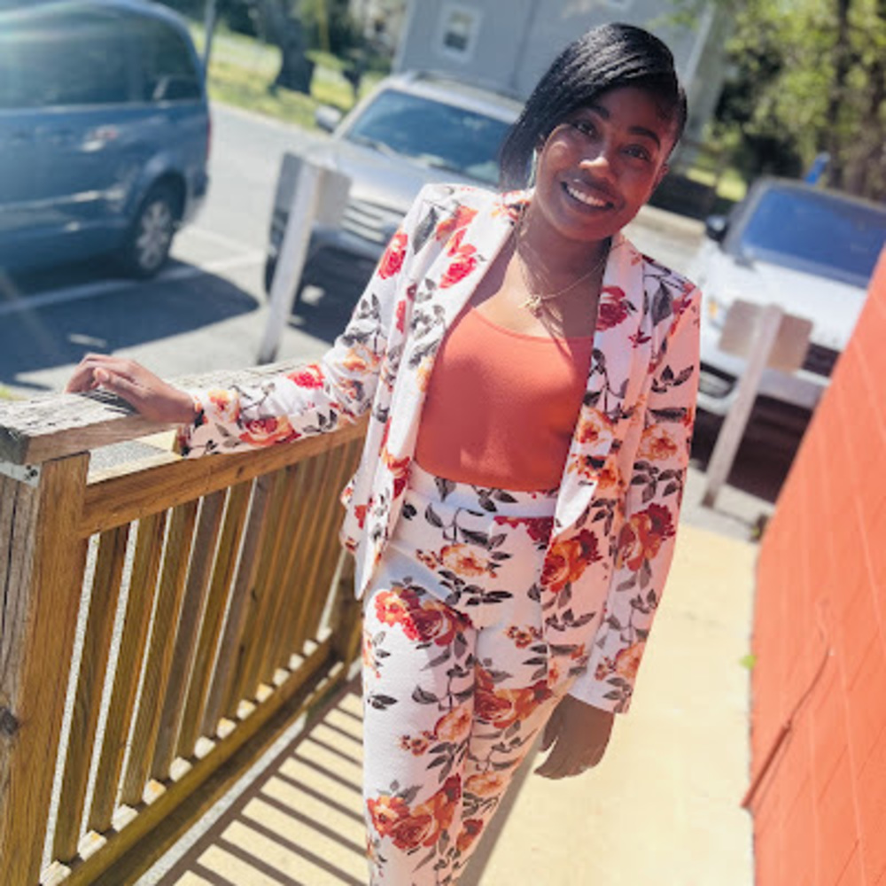 Meet your Posher, Tiahna